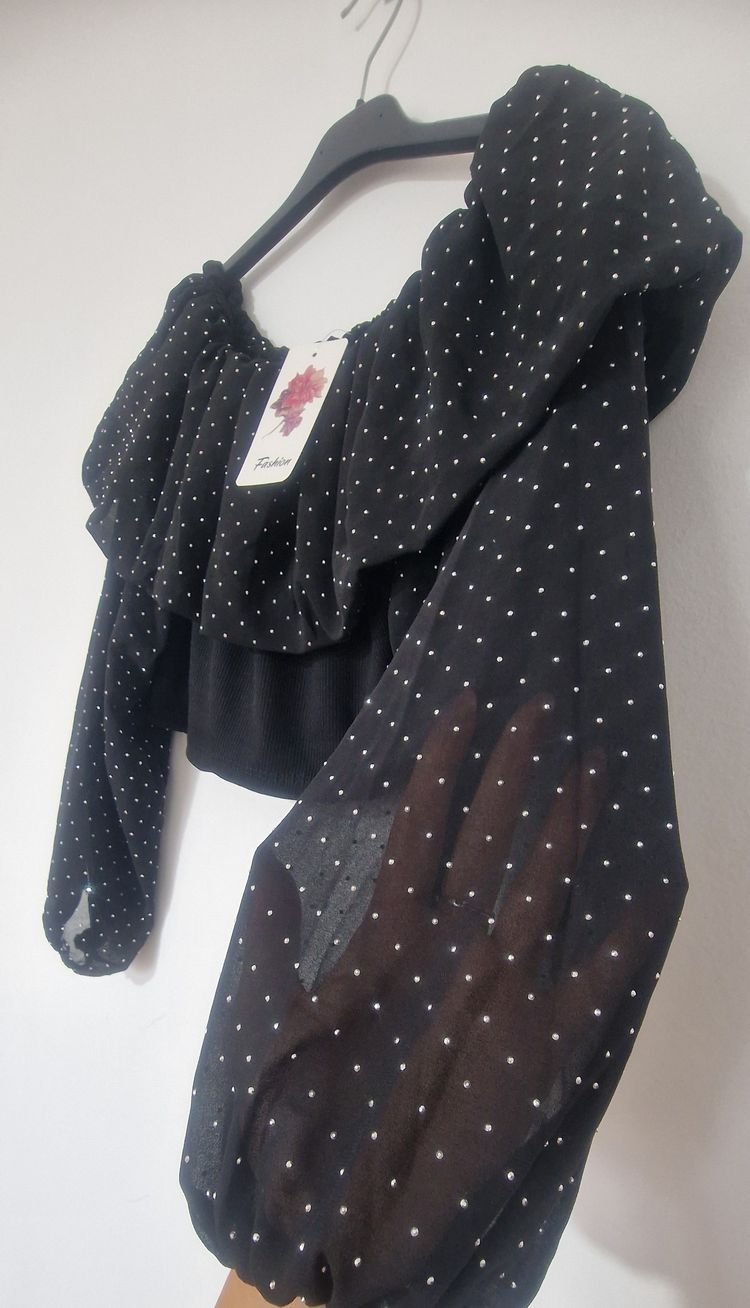 Black Off-Shoulder Blouse With White Polka Dots 3