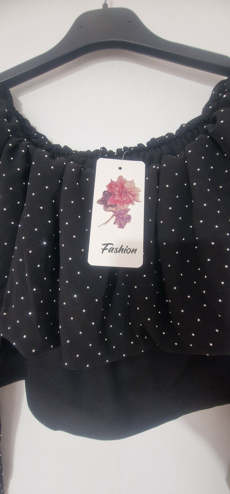 Black Off-Shoulder Blouse With White Polka Dots 4