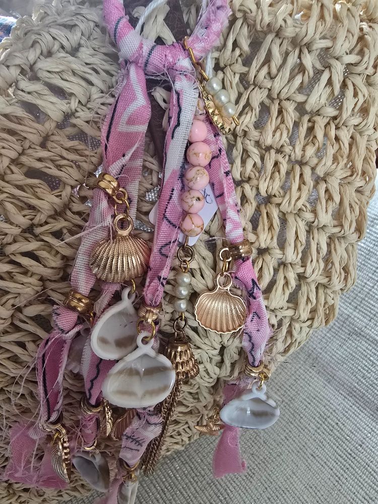 Decorative Bag Charms With Shells And Beads image 2