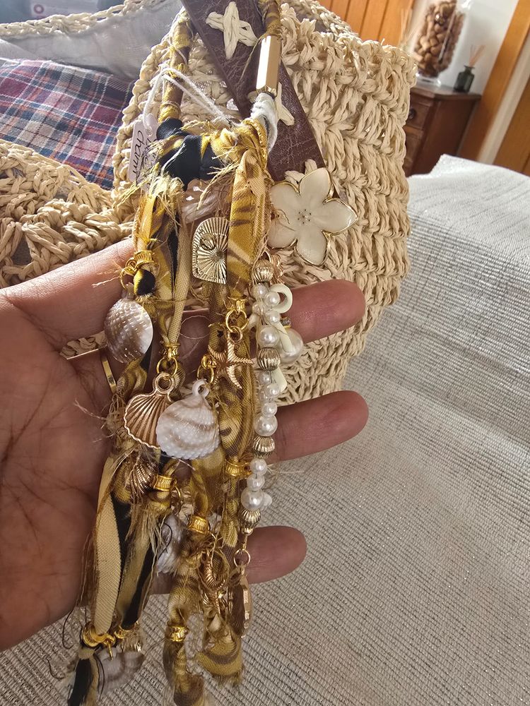 Decorative Bag Charms With Shells And Beads image 4