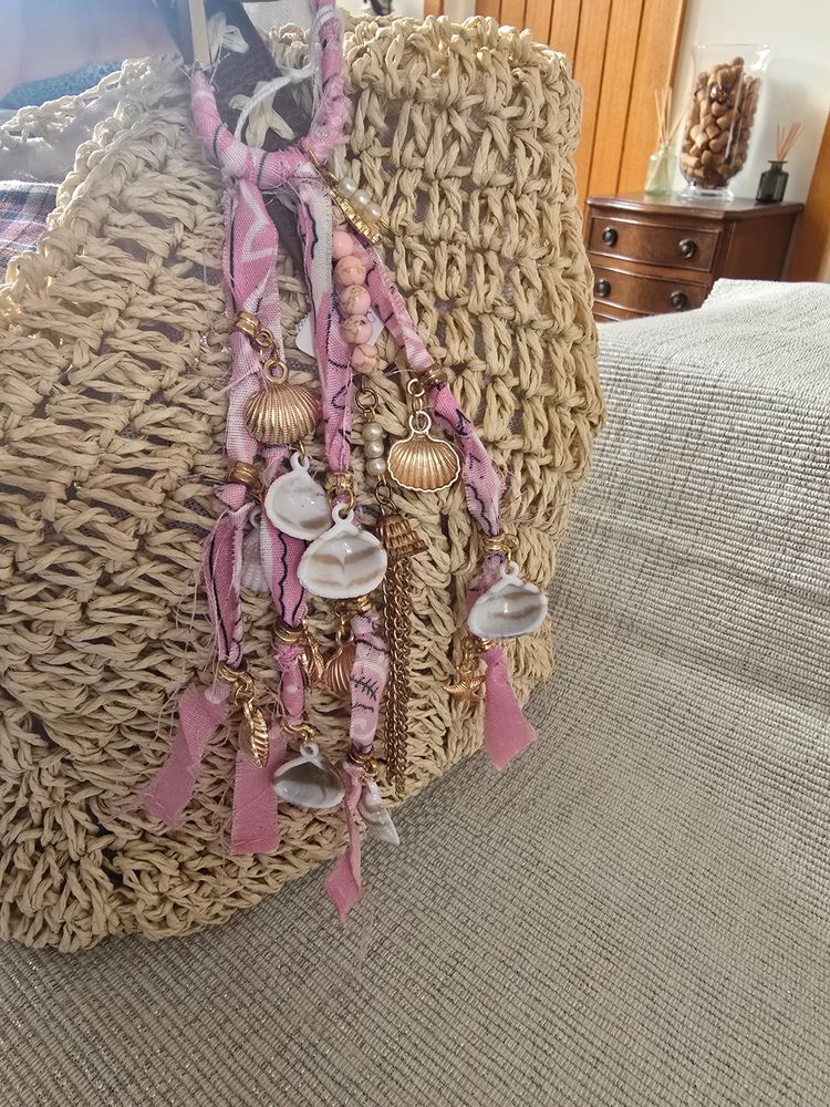 Decorative Bag Charms With Shells And Beads image 1