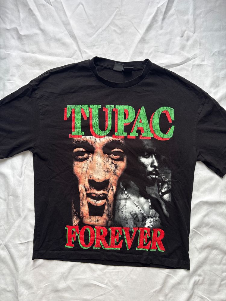 Bershka Bershka Tupac Forever Black T-Shirt product image