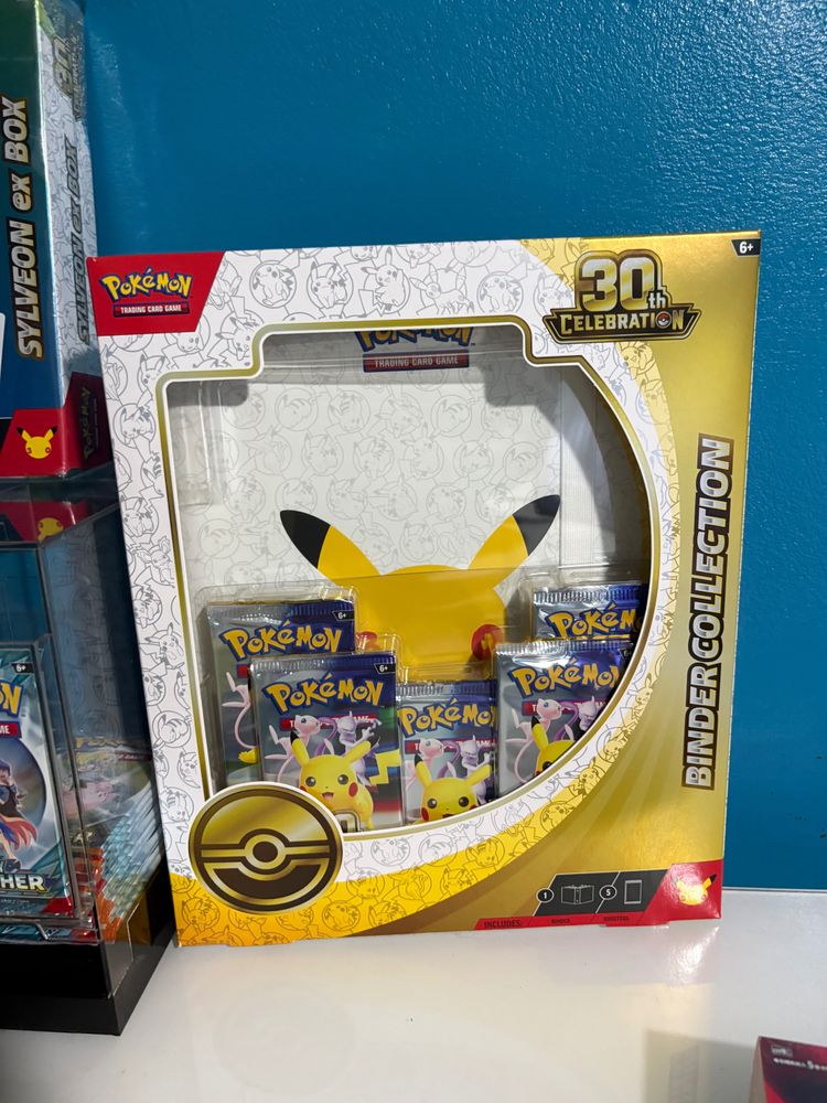 Pokémon 30Th Celebration Binder Collection image 1
