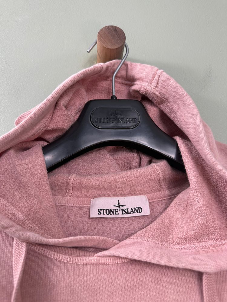 Stone Island Pink Hoodie imagen 2