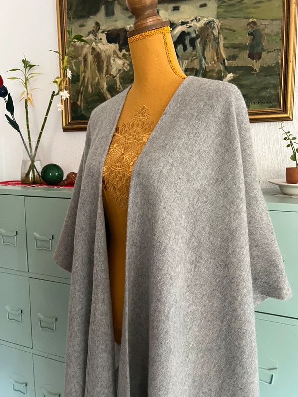 Impresionante poncho COS de lana y cachemira 🐑 imagen 4