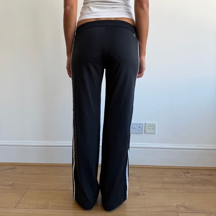 Black v-waist Adidas yoga pants - Size S imagen 6