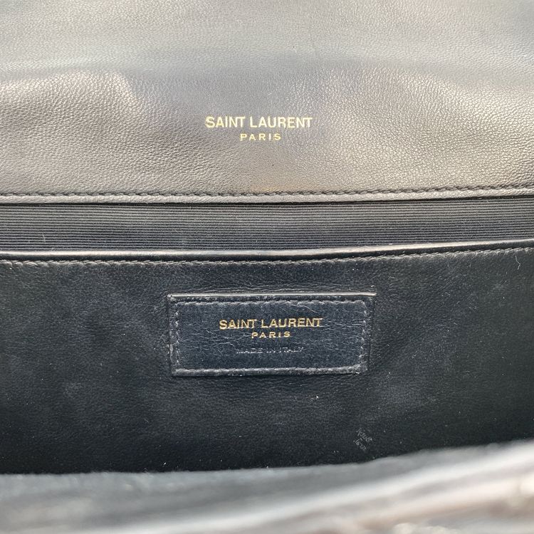 Saint Laurent Leather Shoulder Bag Envelope imagen 6