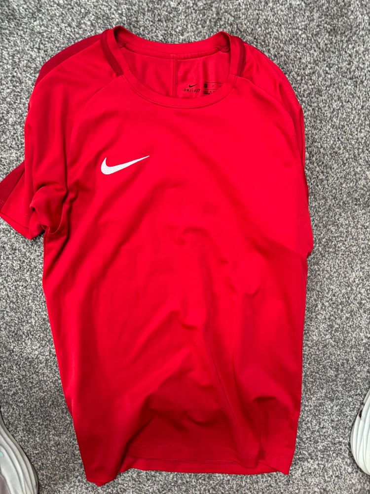 Nike Nike Red Sports T-Shirt product image
