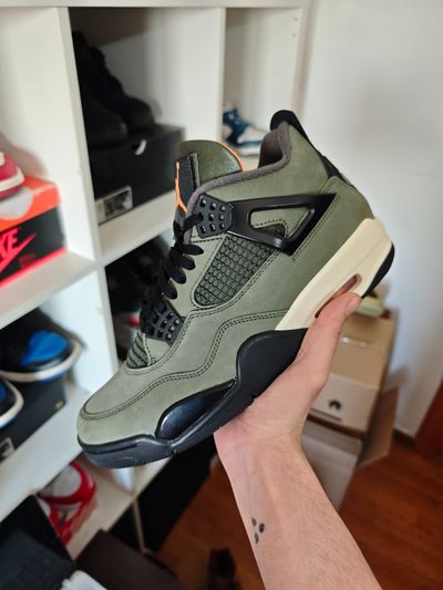 Jordan 4 undefeated