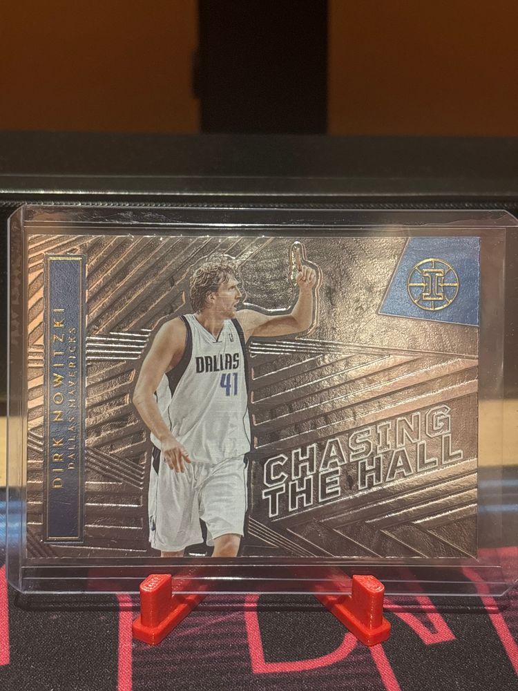 Dirk Nowitzki Basketball Trading Card