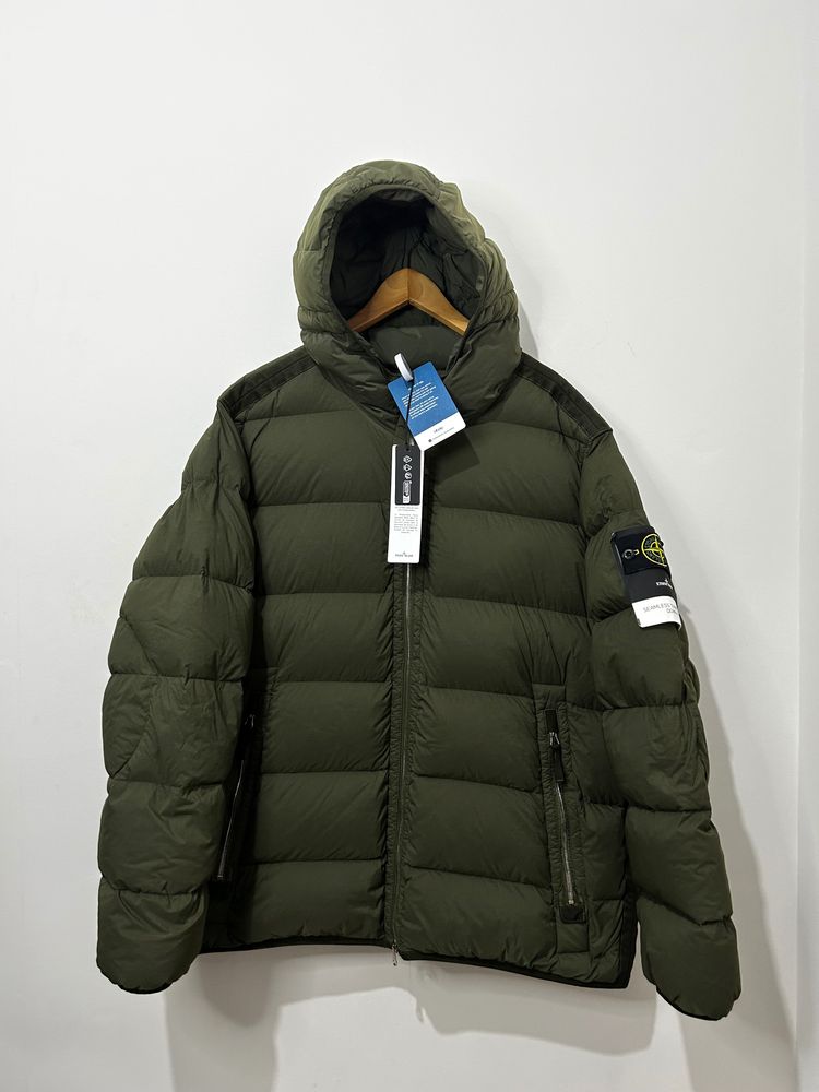 Stone Island Seamless Tunnel Nylon Down TC