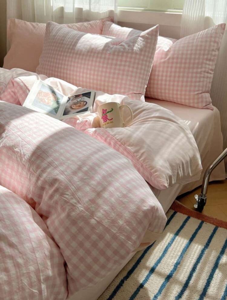 Brand New Pink Gingham Bedding Set