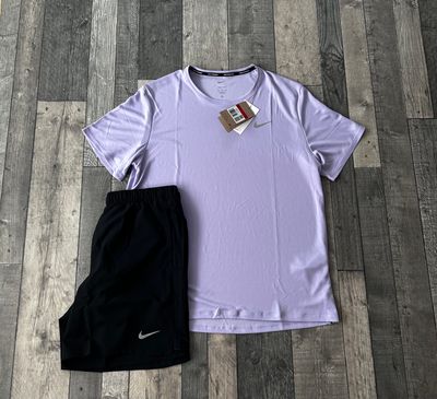 Nike Dri-Fit UV Miler T-shirt & Short Set ‘Hydrangeas’ - Size Large / XL
