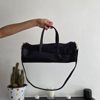 y2k nike black handbag with shoulder strap