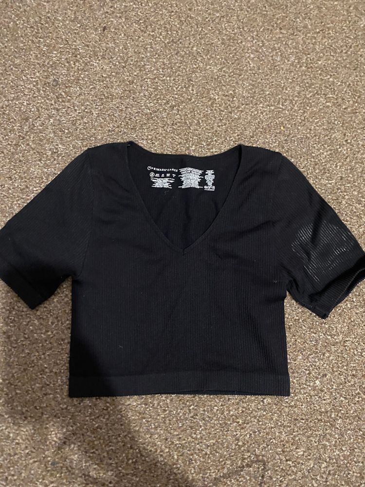 Black Ribbed Crop Top imagen 4