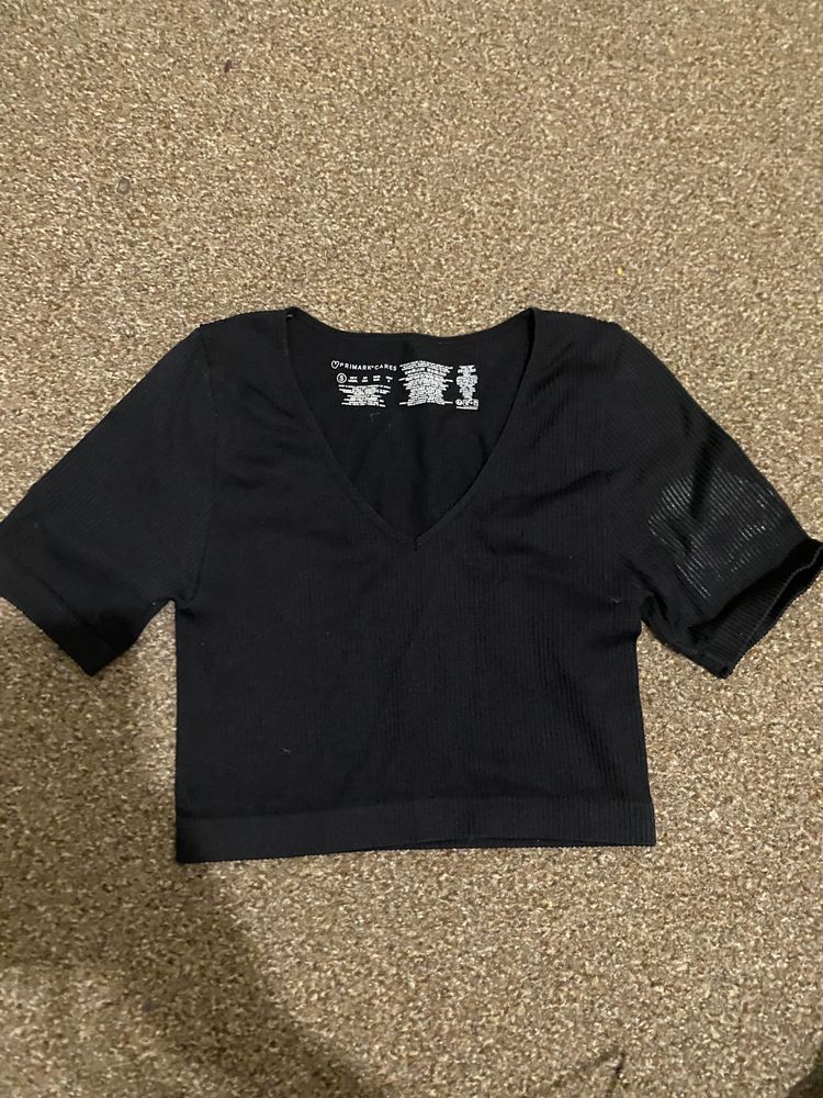 Black Ribbed Crop Top