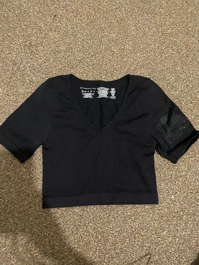 Black Ribbed Crop Top