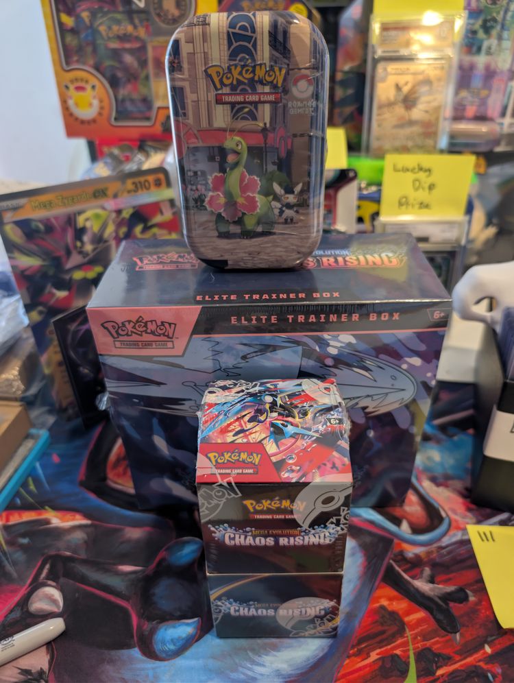 Chaos Rising pack battle winner gets ETB 