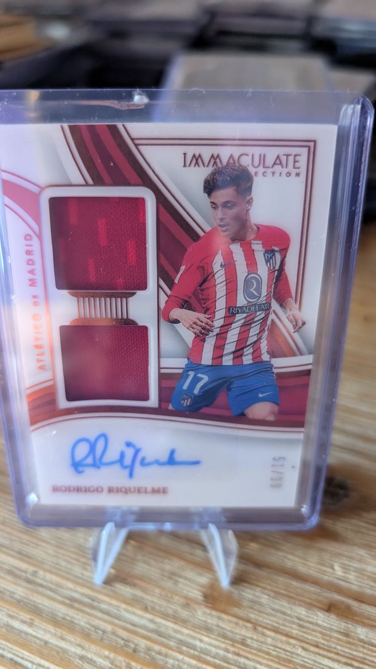 Rodrigo Riquelme Dual Patch Auto /99 Immaculate 2023/24 Atlético Madrid