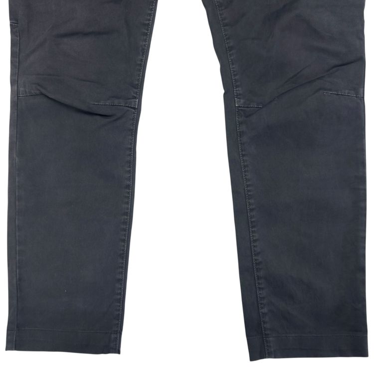 Title A/W 20 Stone Island T.CO+OLD Skinny Cargo Trousers - Navy image 6