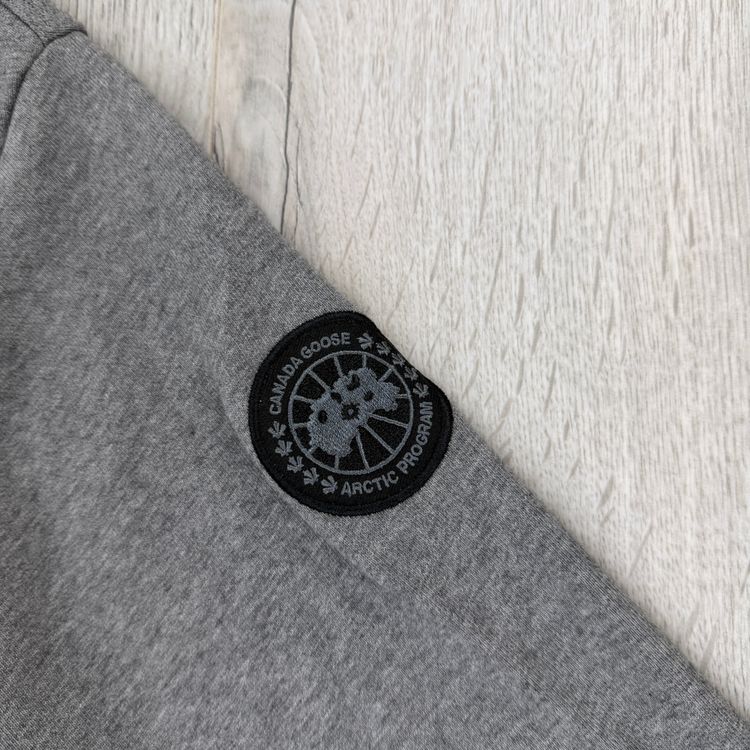 Canada Goose Men’s Grey Full Tracksuit Black Badge Edition - Large 8