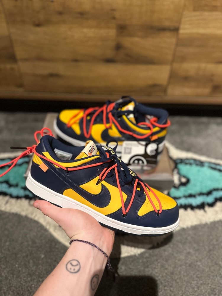 Nike Dunk Off-White “University Gold” U.K. 9