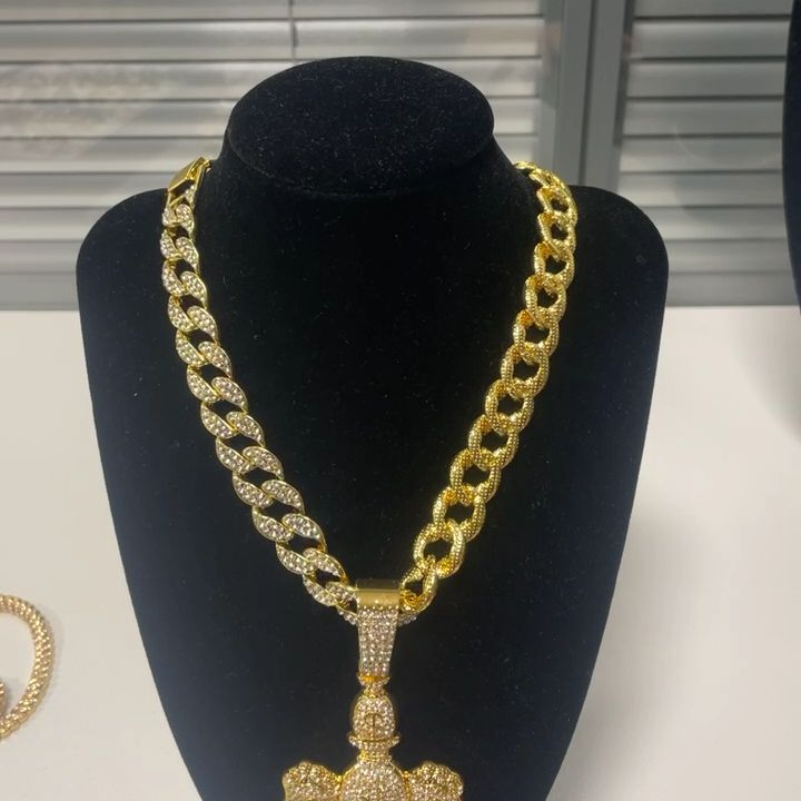 Unknown Cuban Link Chain Necklace - Necklaces product image
