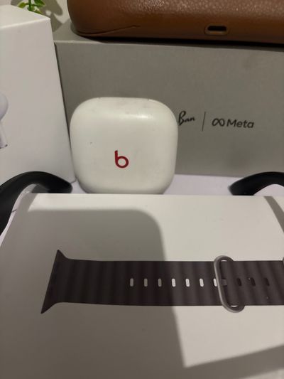 Beats EarPods , used -comes with brand new earplugs