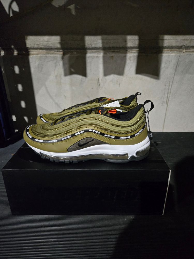 A-999556 Nike AM97 Undefeated Militia Green New In Box