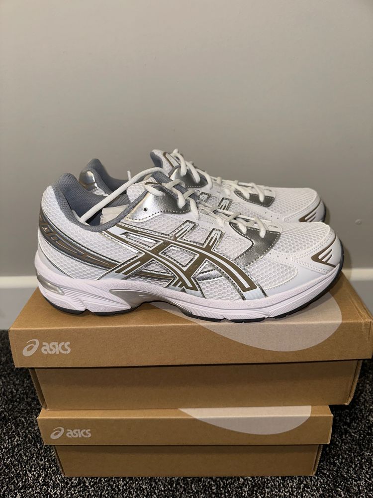 Asics White And Silver Running Shoes