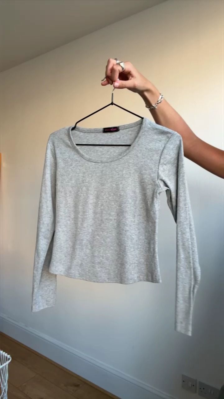 Other grey long sleeve top size small  product image