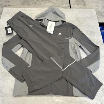 35. Montirex age 13 XL Junior Cement / Platinum Grey