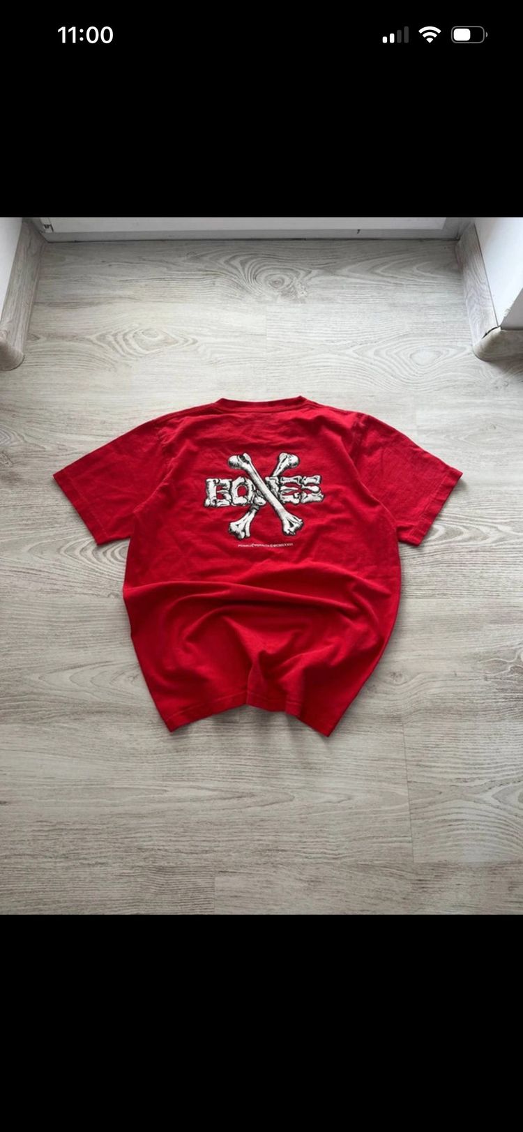 Red T-Shirt With Crossed Bones Graphic