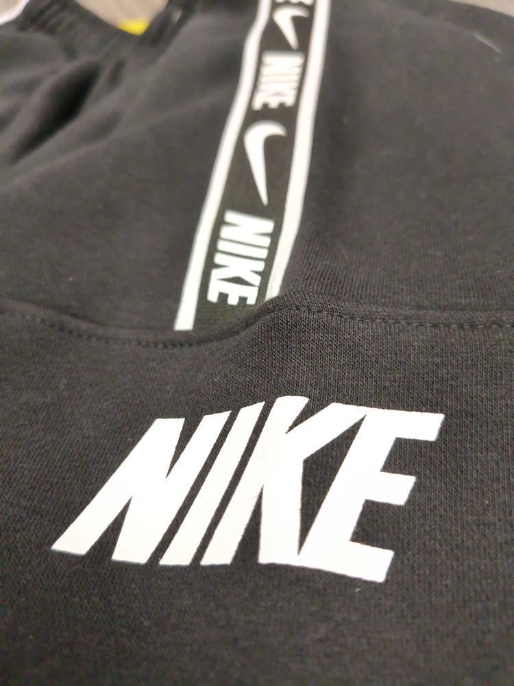 Nike Repeat Black Jogger , brand new 