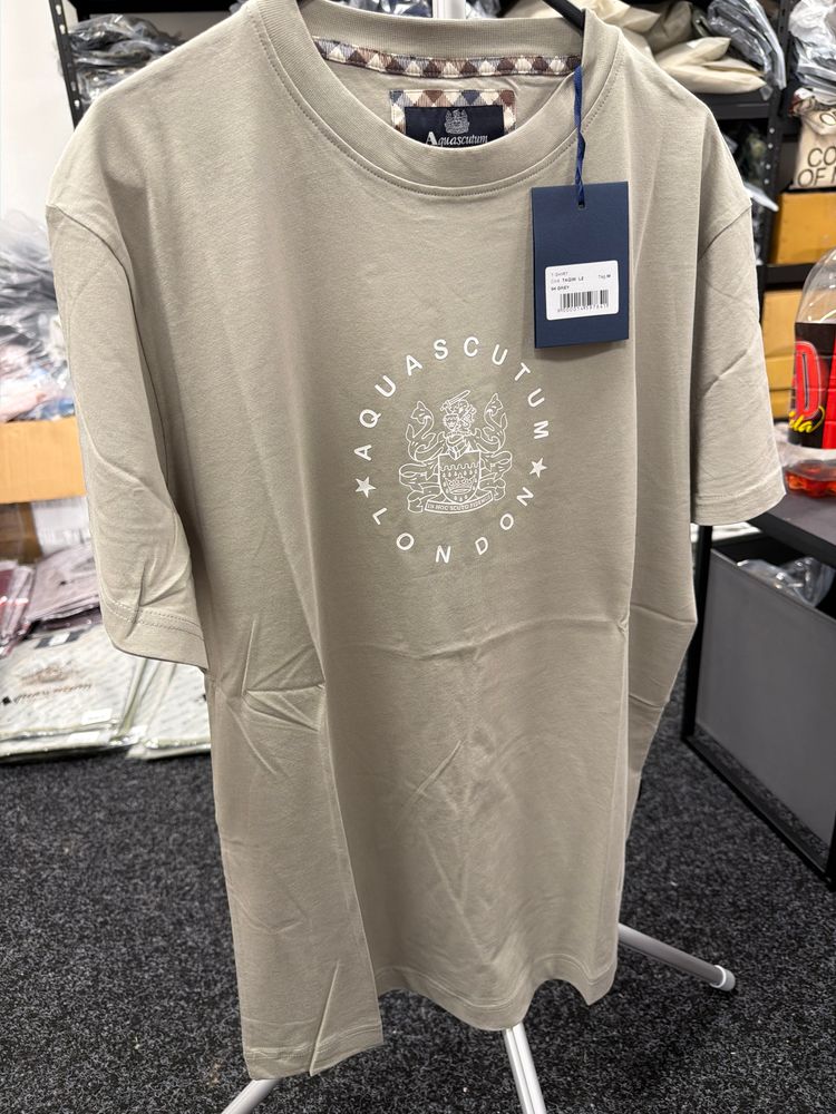 Grey AQUASCUTUM tee brand new taq36 