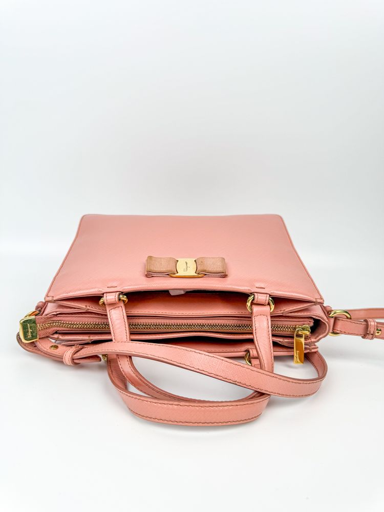 Pink Leather Handbag With Bow Detail 3