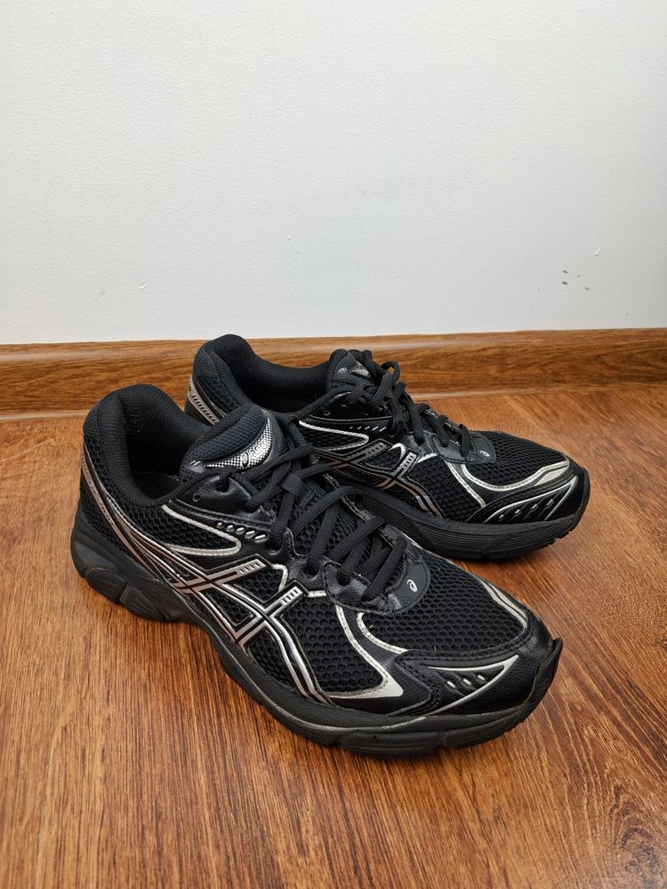 Asics Black Running Shoes