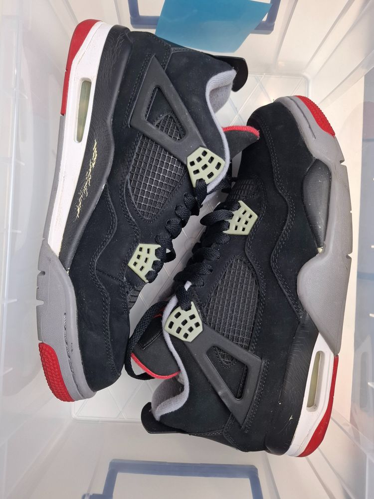Jordan 4 bred uk 8.5  2012(worn aging flaws)