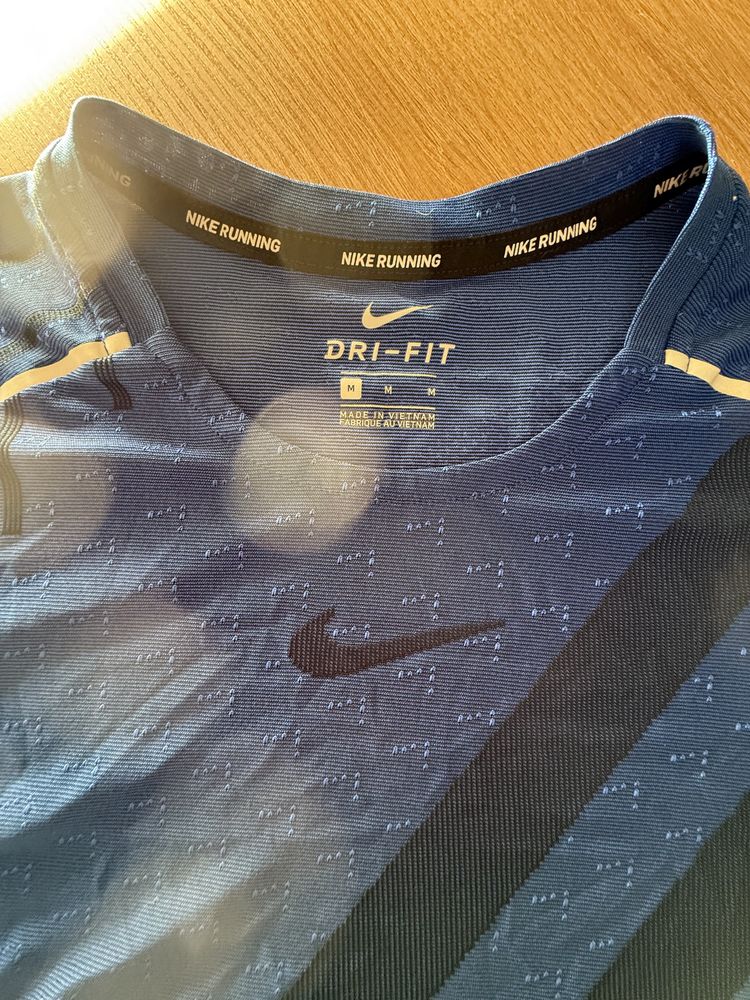 Nike Dri-Fit Running Shirt 2