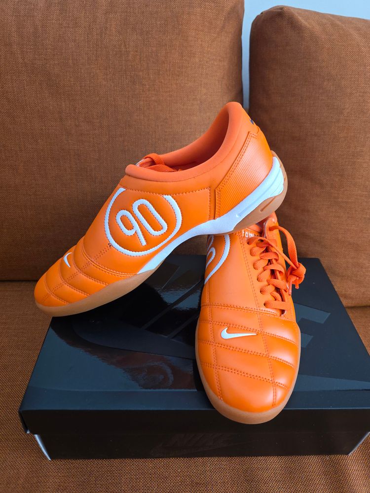 Nike Total 90 3  Orange  2