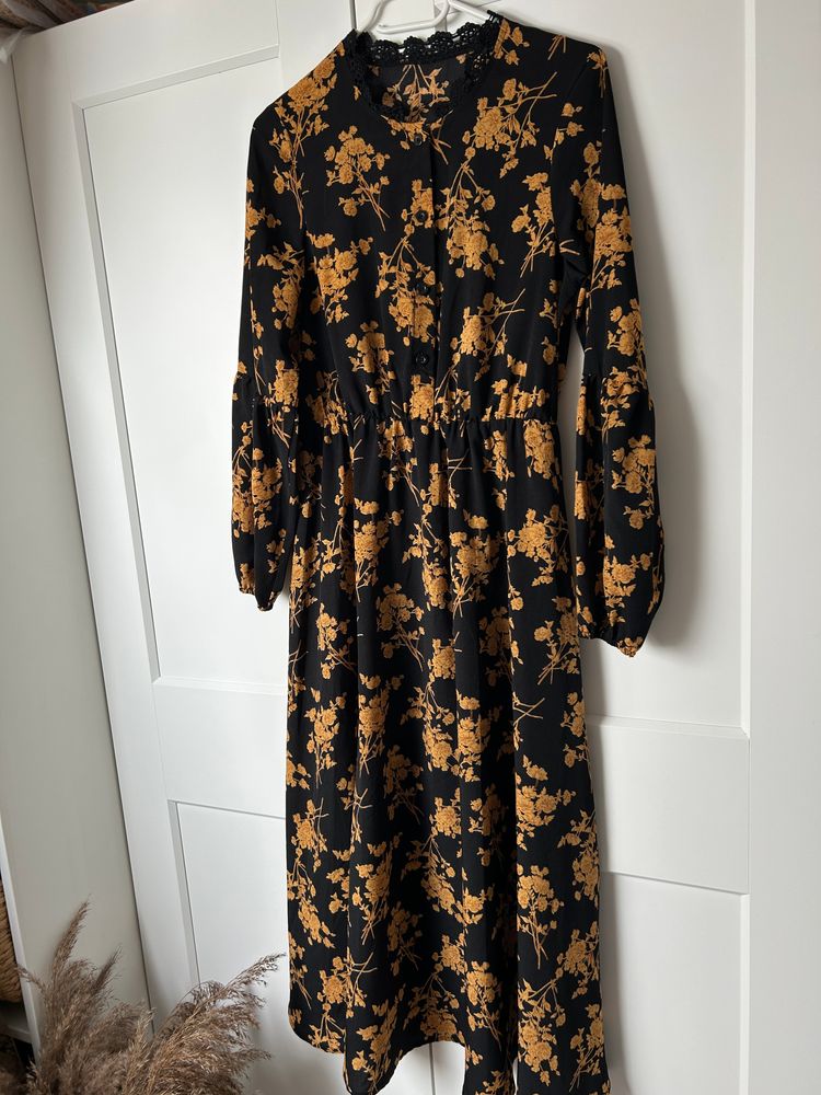 Other Czarna długa jesienna sukienka maxi midi oversize | black floral long-sleeve dress product image