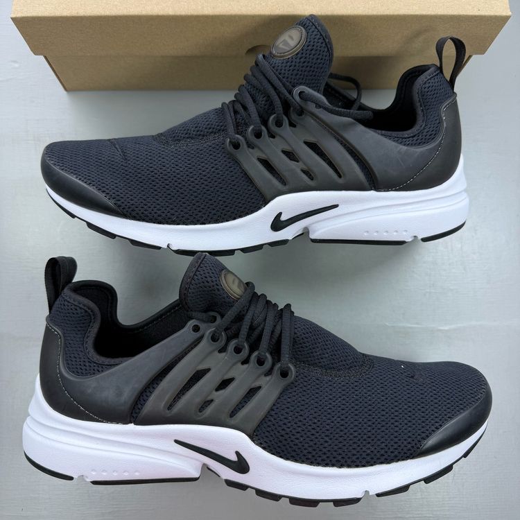 Nike Air Presto Size UK 7.5 Black White Running Women's Trainers 878068-001 image 1