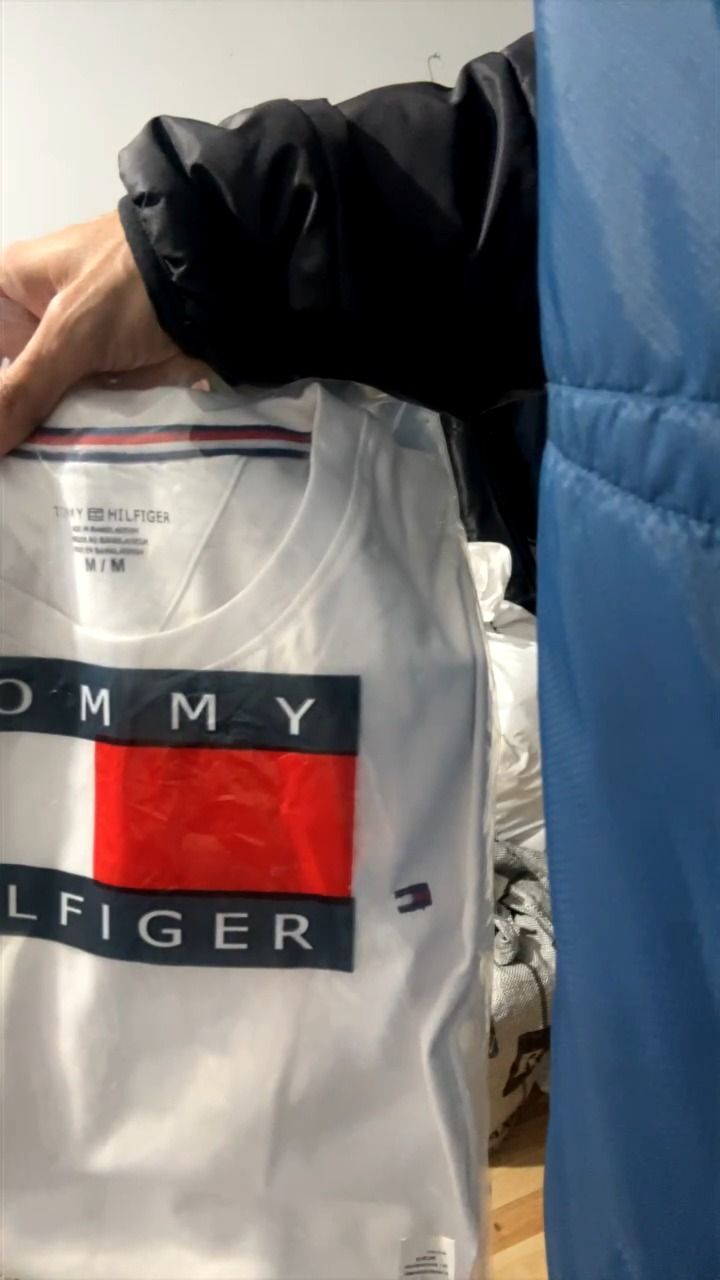 Tommy Hilfiger Tommy bntw tees medium  product image