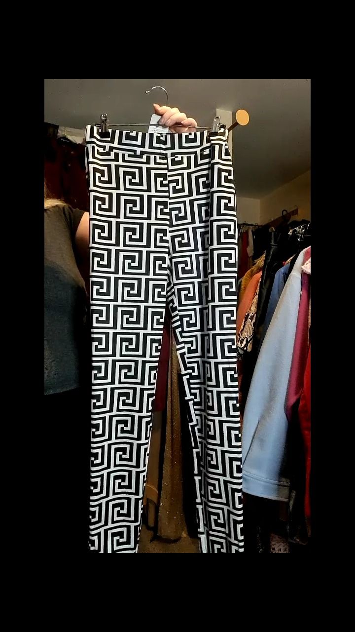 Other Moda In Italy - leggings - new with tags - patterned - size 10 product image