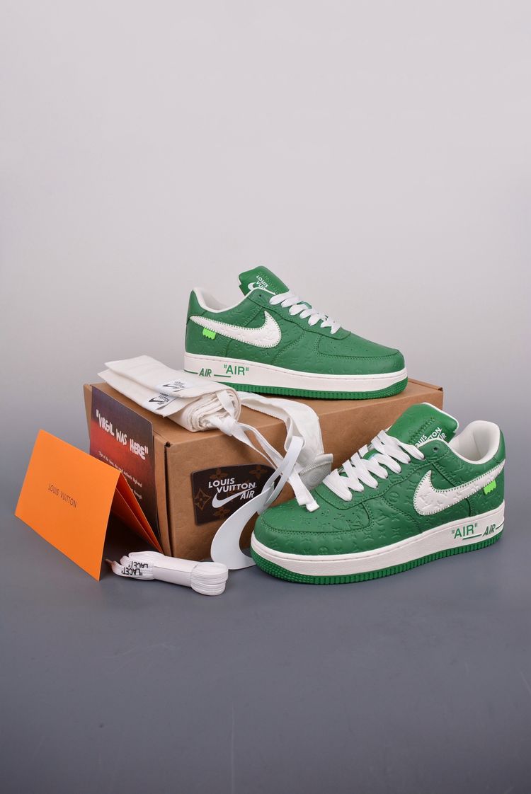 Nike Classic Green product image