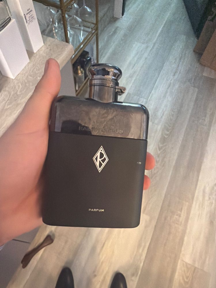 Ralph Black Parfum Bottle image 1