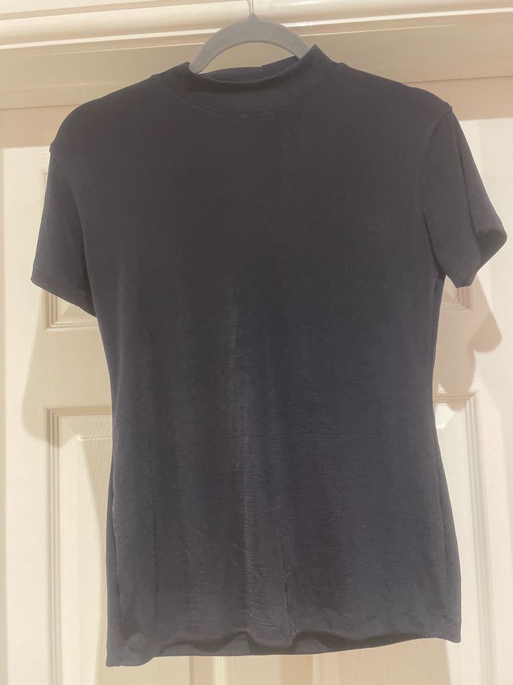 Linea Black Short Sleeve Top