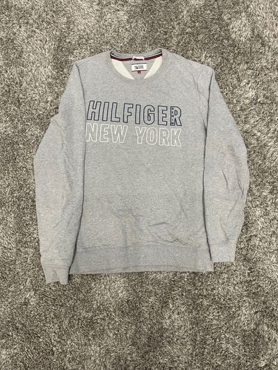 Tommy Hilfiger Grey Sweatshirt