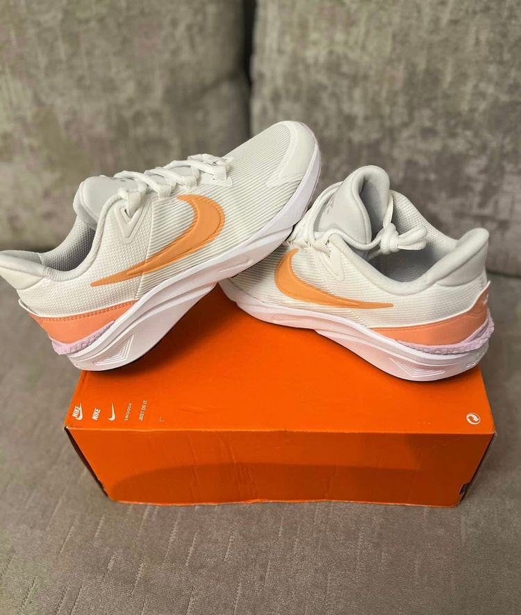 Immagine di Nike Star Runner 4 Ng (Gs) Kids Ladies Shoes 5