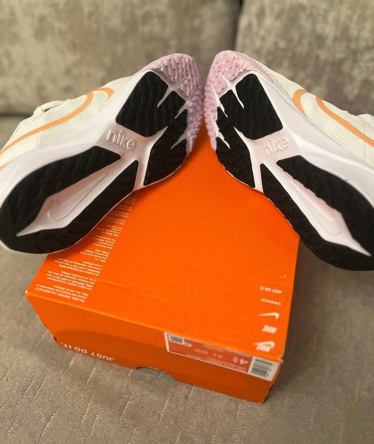 Immagine di Nike Star Runner 4 Ng (Gs) Kids Ladies Shoes 3
